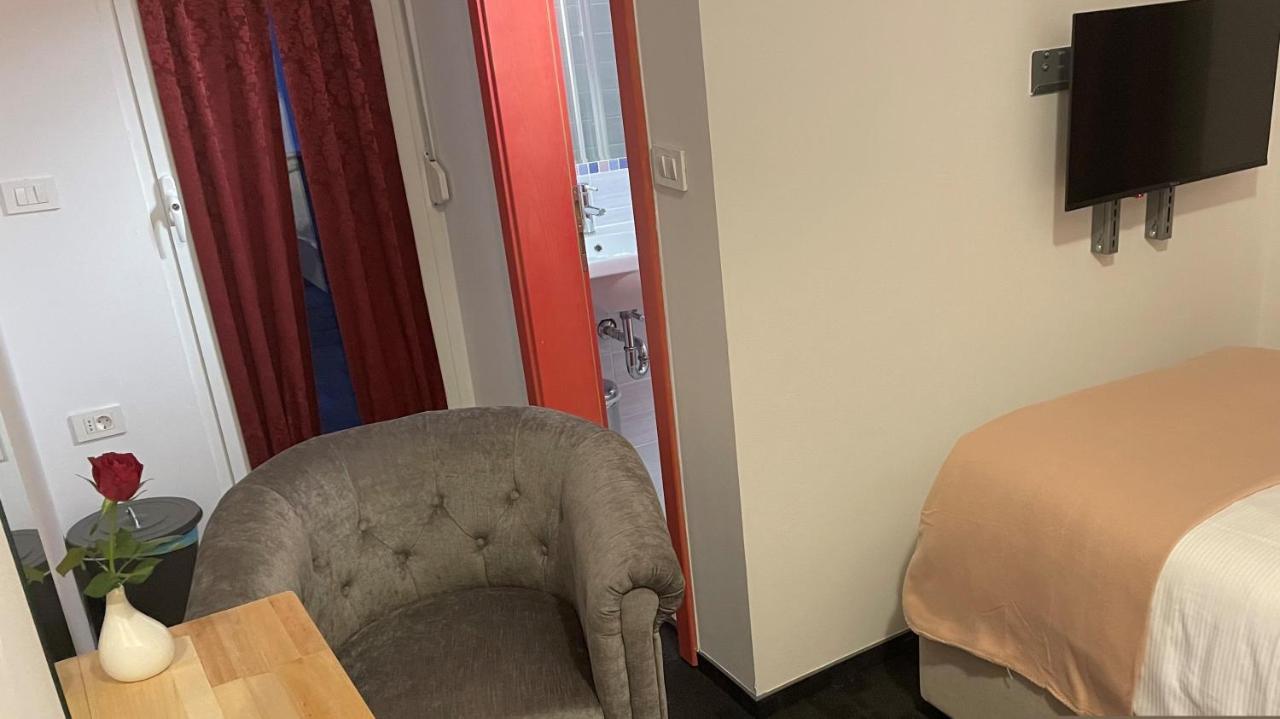 Madonca Rooms & Restaurant Nova Gorica Eksteriør bilde